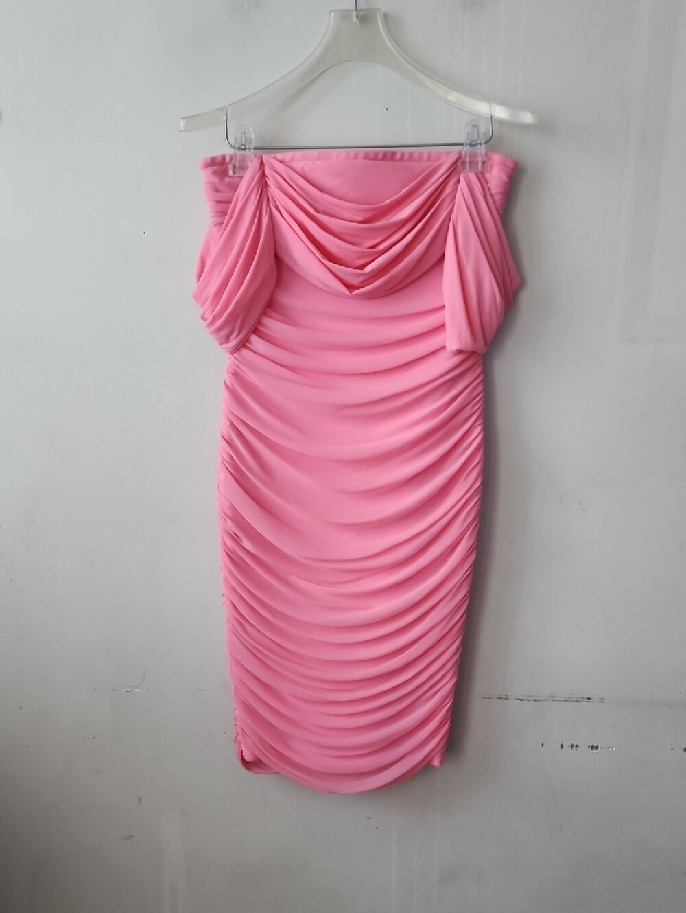 Fashion Nova Pink Ruched Off-Shoulder Midi Dress. New Without Tag - Picture 9 of 10